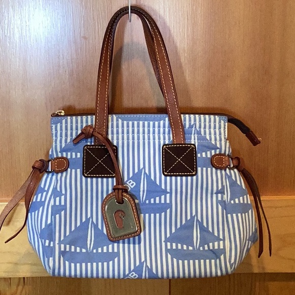 Dooney & Bourke Canvas Tote/Satchel (NWOT) - Picture 1 of 11